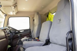 CUSTOM FIT BLACK DUCK 4ELEMENTS, CANVAS or DENIM SEAT COVERS offer maximum seat protection for your HINO 500 Series FC, FD, FE, FG, GH, GT, FL, FM with build dates from approximately mid-2019 onwards.
GREY CANVAS SHOWN.