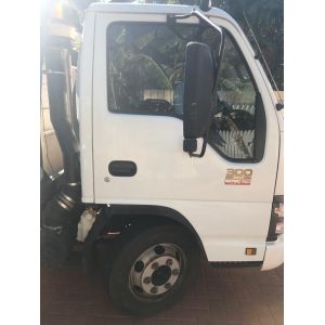 Black Duck Seat Covers Isuzu NPR, NPS, NQR Series Truck Driver Hiback Bucket & Passenger 3/4 Hiback with fold down centre backrest TIN051