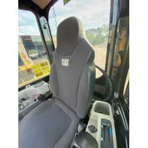 Black Duck™ Canvas Seat Covers offer maximum seat protection for your CATERPILLAR MINI EXCAVATORS models 303.5E CR, 304E CR, 305E CR, 305.5E CR, 308E2 CR SB and308E