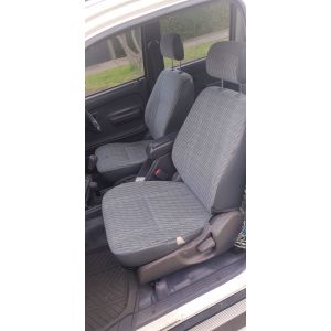 Black Duck Seat Covers to fit Dual Cab Complete - suitable for Toyota Hilux Utes LN 167 01/1998 - 04/2005
FRONT SEAT SHOULD MATCH THESE.