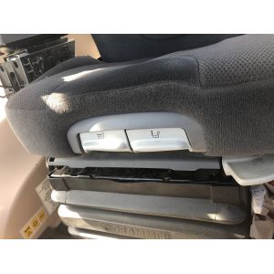 Image shows adjustable seat base levers.