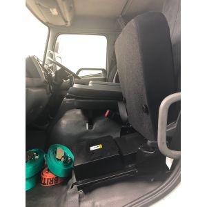 NISSAN UD CONDOR TRUCK - BLACK DUCK®SEATCOVERS