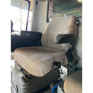 Black Duck™ Canvas Seat Covers offer maximum seat protection for your CASE IH HEADERS