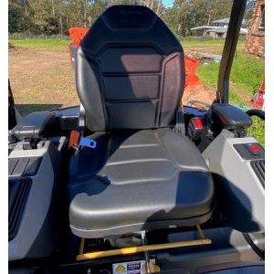Black Duck® SeatCovers CAT MINI EXCAVATORS 301 / 302 / 303 and more.
