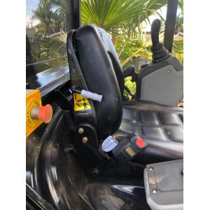 CAT EXCAVATORS 301.4C, 301.7D, 301.7D CR Mini Excavators, with Open Operator Station GS12DR Black Duck Seat Covers