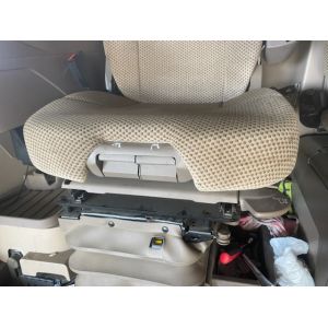 Black Duck® SeatCovers.
Driver Bucket & Buddy set no head rest JOHN DEERE HARVESTERS S550 S660 S670 S680 S690 & T670 2011+