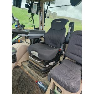 Black Duck® SeatCovers FENDT TRACTORS 513, 700, 800, 900 Series DELUXE CAB MSG741DX

OPERATORS SEAT ONLY A COVER FOR THE BUDDY SEAT IS NOT AVAILABLE