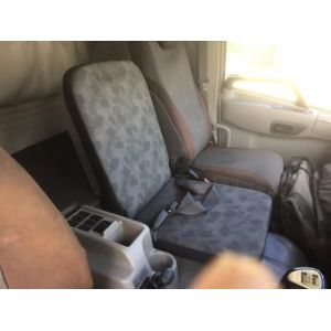 NISSAN UD TRUCK - BLACK DUCK SEAT COVERS