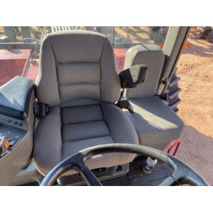 Black Duck® Canvas Seat Covers offer maximum seat protection for your CASE IH TRACTORS including Steiger HD485