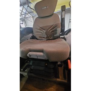 lack Duck SeatCovers to fit Case Maxum Maxxum 110, 120, 130, 115, 125, 140