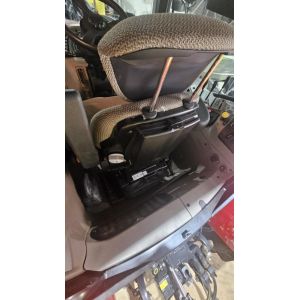 lack Duck SeatCovers to fit Case Maxum Maxxum 110, 120, 130, 115, 125, 140
