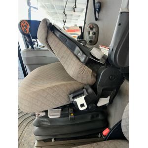 Black Duck™ Canvas Seat Covers offer maximum seat protection for your 2004 - 2008 | AFX 7010 / 8010 CASE IH HEADERS