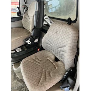 Black Duck™ Canvas Seat Covers offer maximum seat protection for your 2004 - 2008 | AFX 7010 / 8010 CASE IH HEADERS