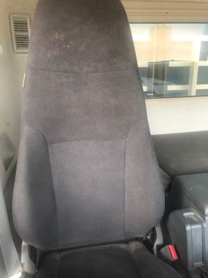Black Duck™ Canvas Seat Covers offer maximum seat protection for your Mitsubishi Fuso Fighter FK6, FM6, FN6 from 05/2011 on including, 2012, 2013, 2014, 2015, 2016, 2017, 2018, 2019, 2020 and beyond.