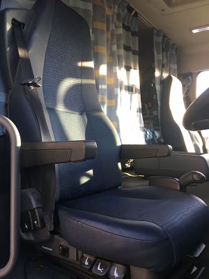 Black Duck Canvas or Denim Seat Covers offer maximum protection to the seats in your  Volvo FH and FM Series Trucks 2003 - 2013.NOTE Driver & Passenger seats are a mirror image of each other and both have dual armrests and integrated seatbelts along with air suspension.