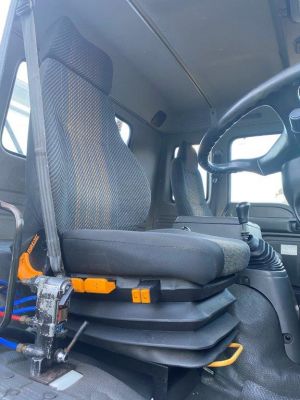 Black Duck™ Canvas Seat Covers Isuzu Giga C & F Series Truck TIF04