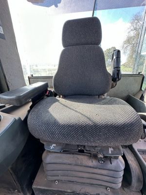 Black Duck Canvas Seat Covers and Black Duck  4Elements Seat Covers offer maximum commercial-grade protection to the seats in your CATERPILLAR GRADERS and CATERPILLAR DOZERS