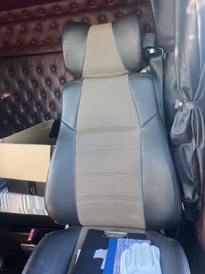 Black Duck™ Canvas Seat Covers offer maximum seat protection for your Kenworth K & T series