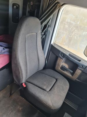 Black Duck® SeatCovers offer maximum seat protection for your FREIGHTLINER.