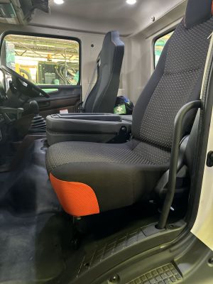 BLACK DUCK CANVAS or 4ELEMENTS SEAT COVERS offer the VERY BEST HEAVY DUTY, COMERCIAL GRADE seat protection for your HINO 500 Series SINGLE CAB - FC, FD, FE