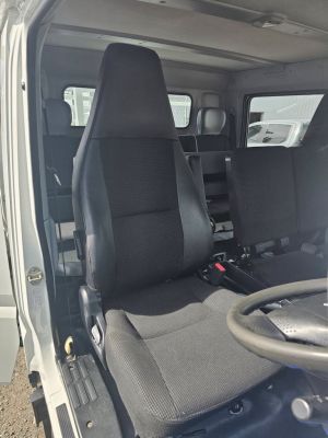 Black Duck Seat Covers suitable for 2017+ Mitsubishi Canter DRIVERS SEAT ONLY AS PER IMAGE