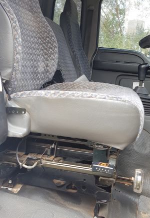 Black Duck® SeatCovers Driver Hiback Bucket seat - ISRI Mechanical Suspension